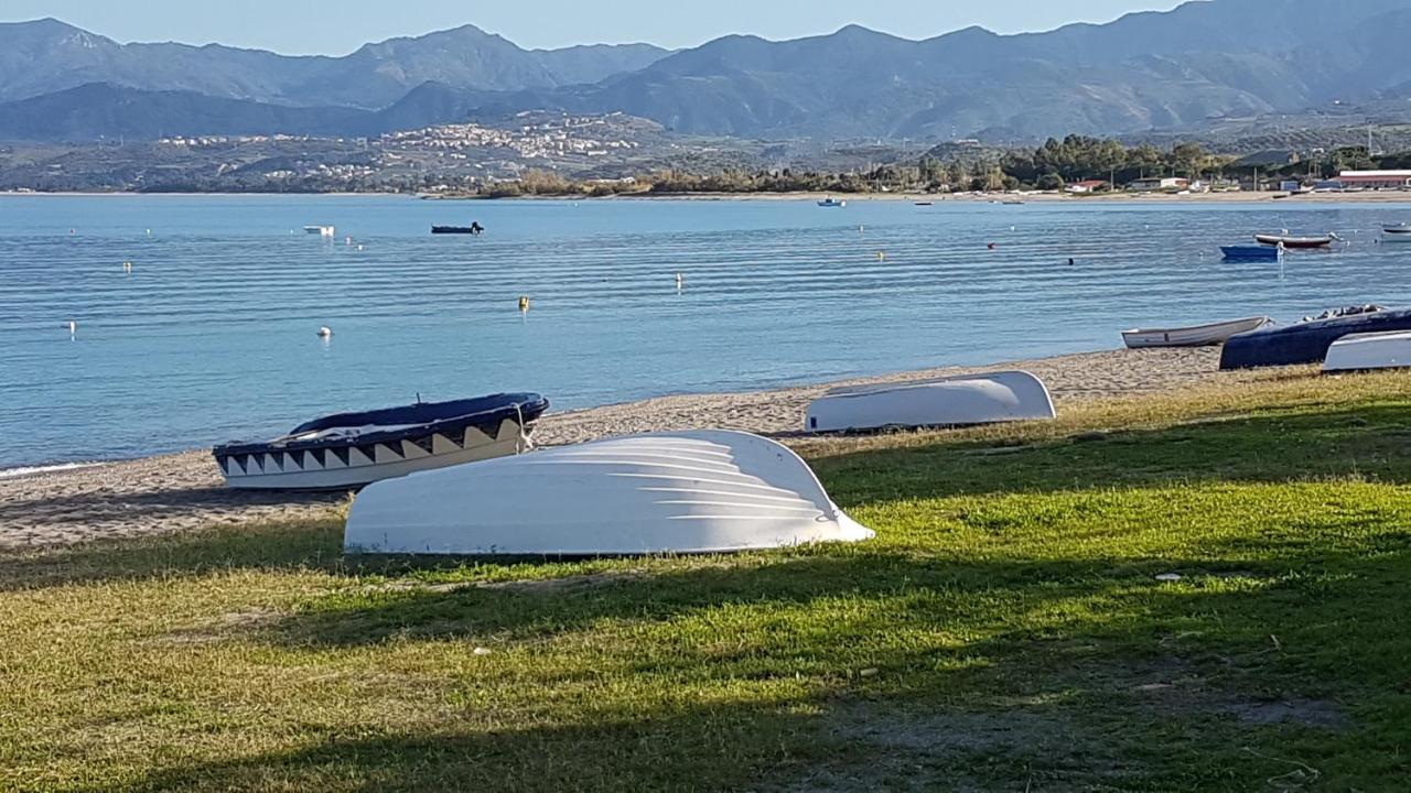 Golfo Di Tindari Apartments Falcone Eksteriør bilde