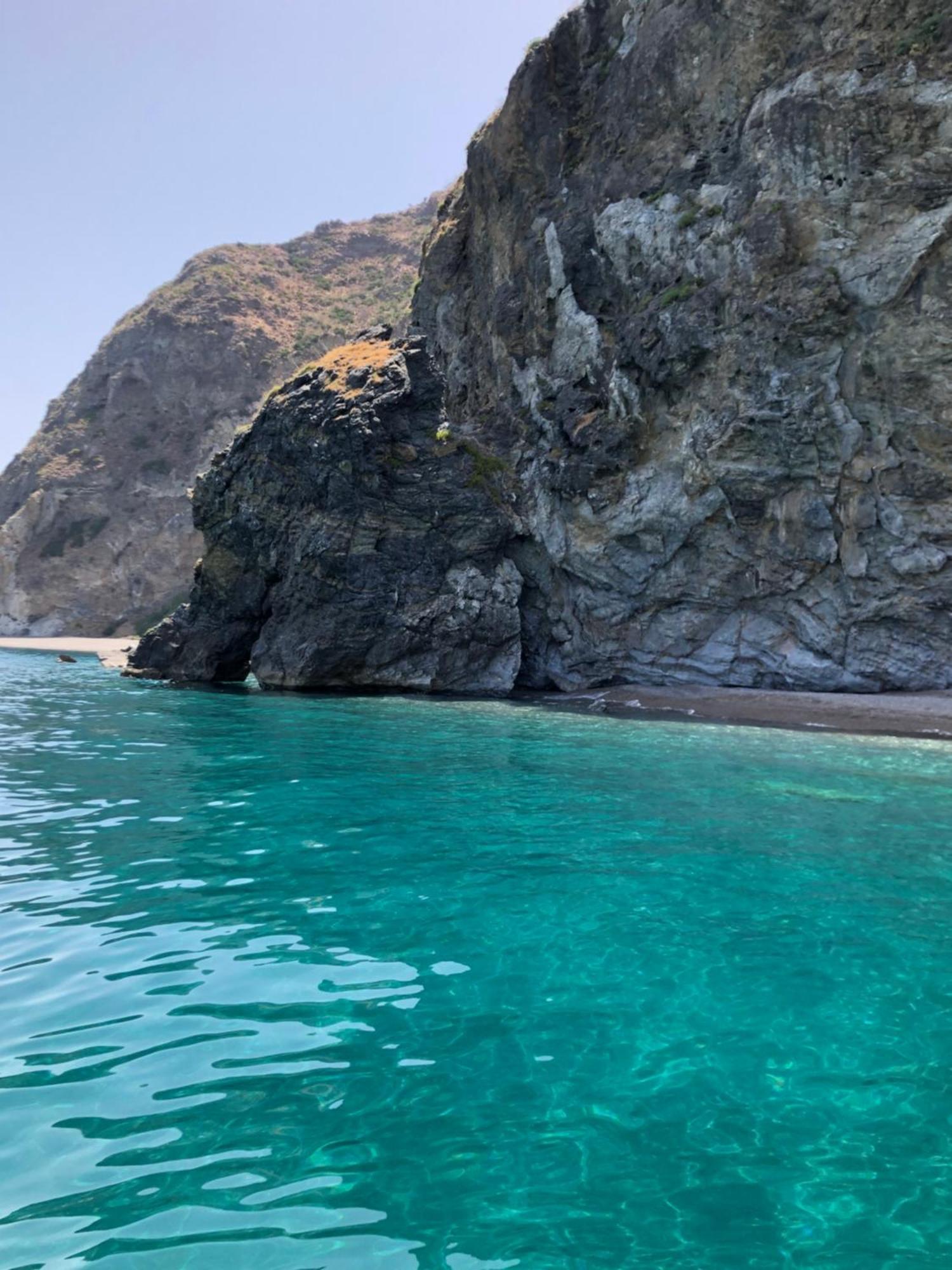 Golfo Di Tindari Apartments Falcone Eksteriør bilde