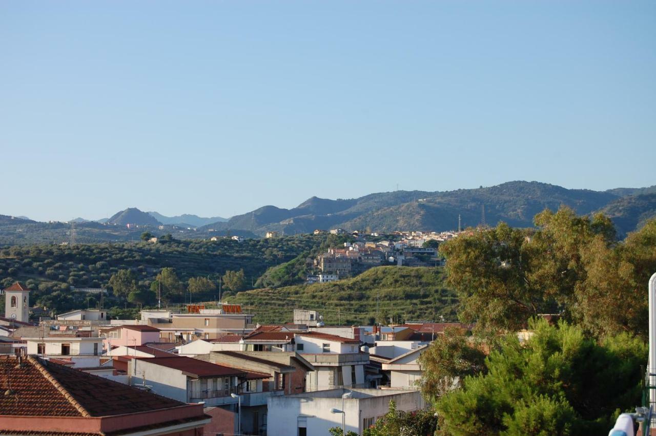 Golfo Di Tindari Apartments Falcone Eksteriør bilde