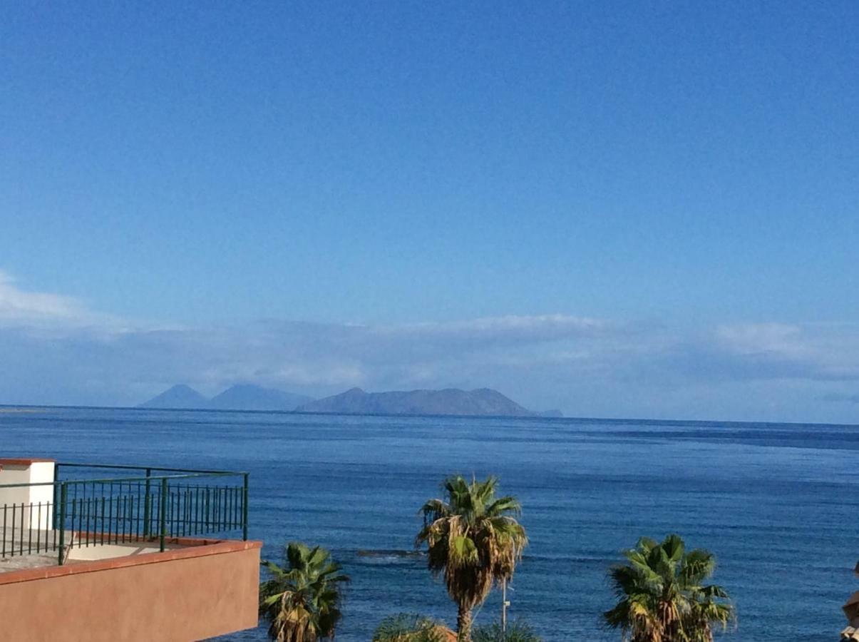 Golfo Di Tindari Apartments Falcone Rom bilde